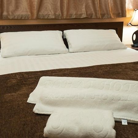 Rohat Hotel Chilonzor Tashkent Ngoại thất bức ảnh