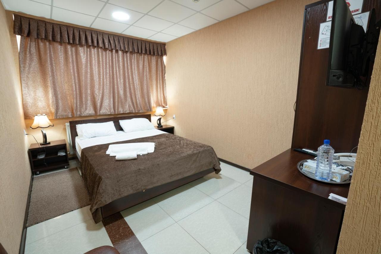 Rohat Hotel Chilonzor Tashkent Ngoại thất bức ảnh