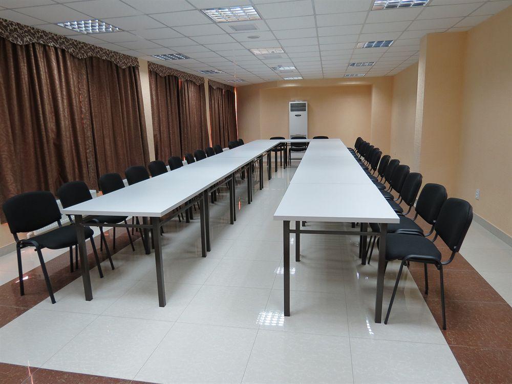 Rohat Hotel Chilonzor Tashkent Ngoại thất bức ảnh
