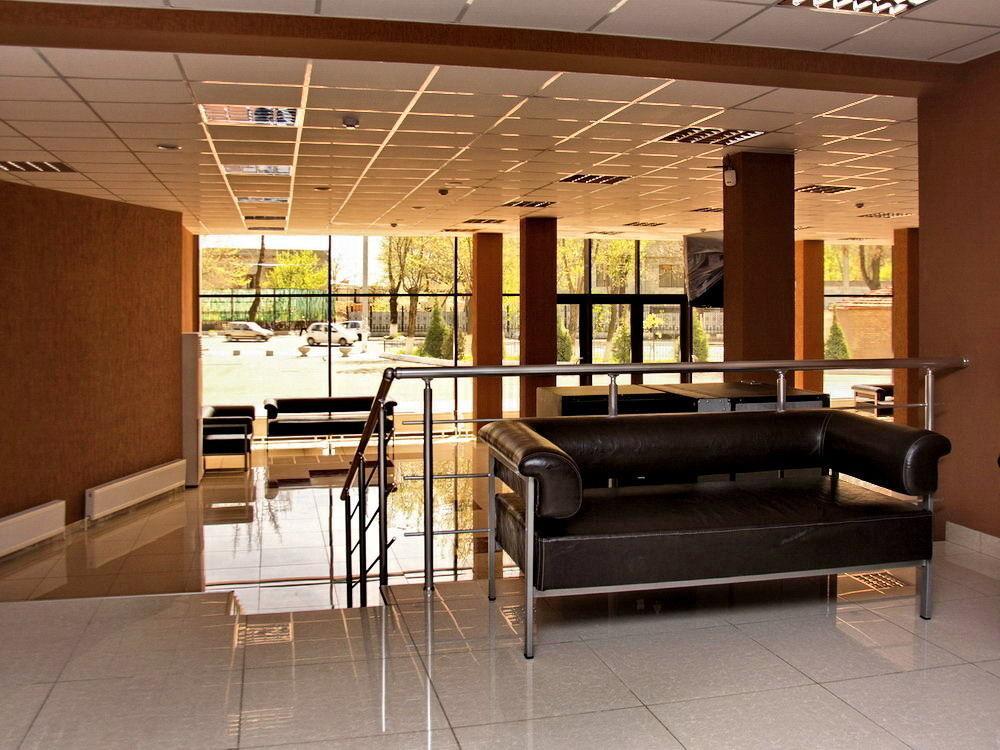 Rohat Hotel Chilonzor Tashkent Ngoại thất bức ảnh